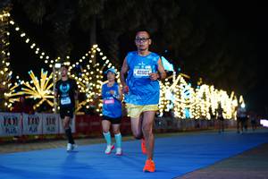 BIB: 42607
                            <button type="button" onclick="openModal(19620313)" class="btn btn-primary btn-sm float-right btn-popup" data-toggle="modal" data-target=".modal-high-quality">
                        <i class="fas fa-shopping-cart"></i> Add to Cart
                    </button>
                                            <button type="button" onclick="isThisMe(19620313, true)" class="btn btn-success btn-sm float-right btn-popup btn-isme hidden" data-toggle="tooltip" data-placement="bottom" title="นี่คือรูปของคุณใช่ไหม คลิกที่นี่เพื่อเอาเข้าอัลบั้ม">
                        <i class="fas fa-plus"></i> Add to album
                    </button>
                    <button type="button" onclick="isThisMe(19620313, false)" class="btn btn-warning btn-sm float-right btn-popup btn-isnotme hidden">
                        <i class="fas fa-ban"></i> Remove from album
                    </button>